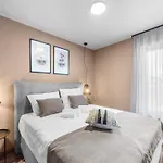 Villa Near With Sea View *